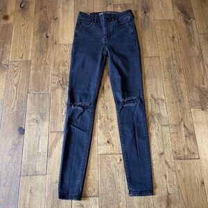 American Eagle Women's Size 4 Long Super Stretch Black High Rise Denim Jegging